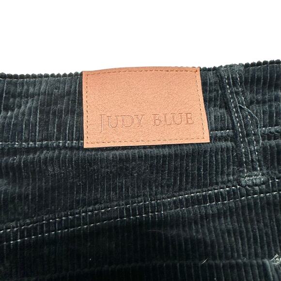 Judy Blue | Women | Emerald Green Corduroy Patch Pocket Mini Skirt | Size XL - Picture 8 of 11